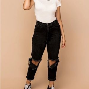 NWT DRESSED IN LALALAND Distressed Black Mom Jeans
